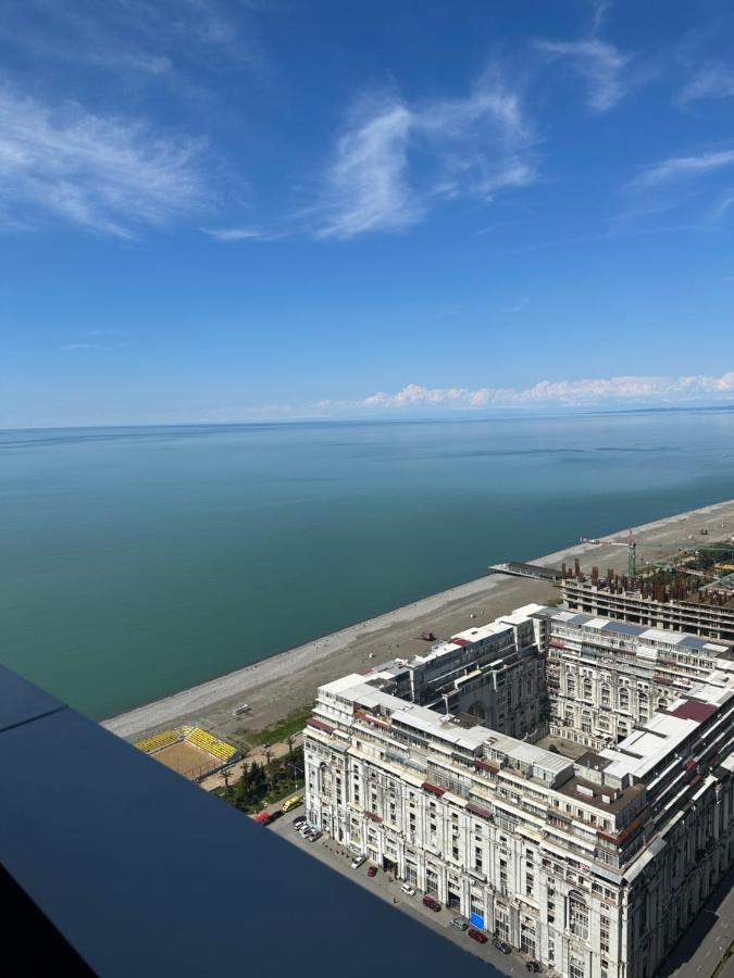 Alliance Palace Aparthotel By Marriott Batoumi Extérieur photo